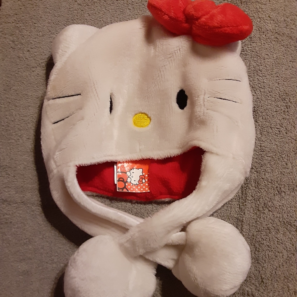 Hello Kitty winter cap